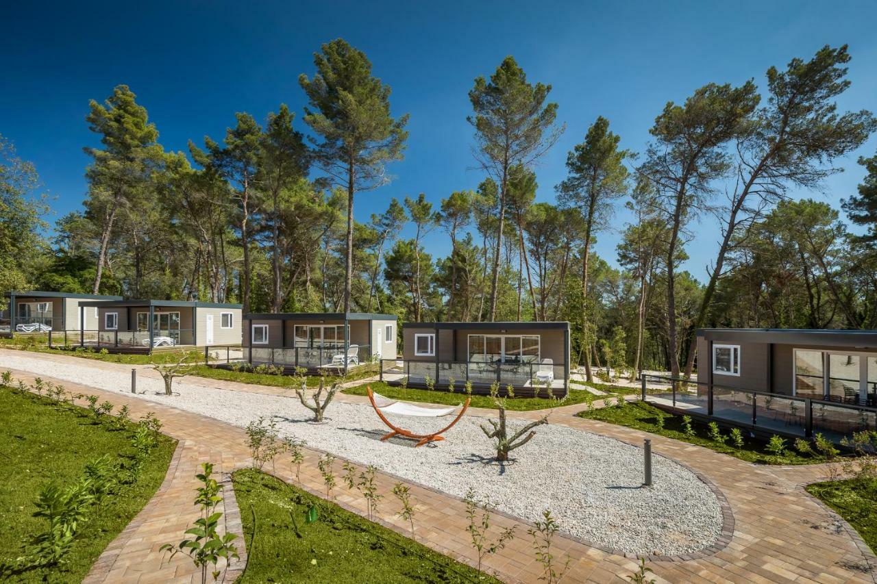 Mobile Homes Camping Santa Marina, Lanterna Tar-Vabriga Exterior foto Camping Plaine des Alouettes